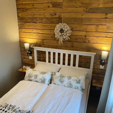 Sudeckie Nad Zalewem Iii * Соснувка