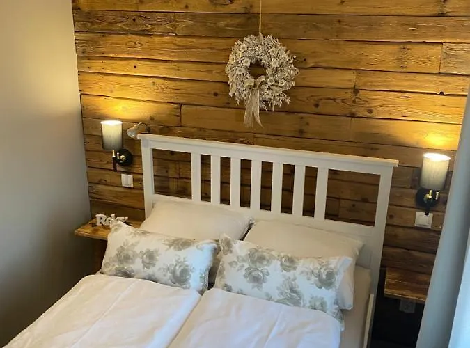 Sudeckie Nad Zalewem Iii * Sosnówka